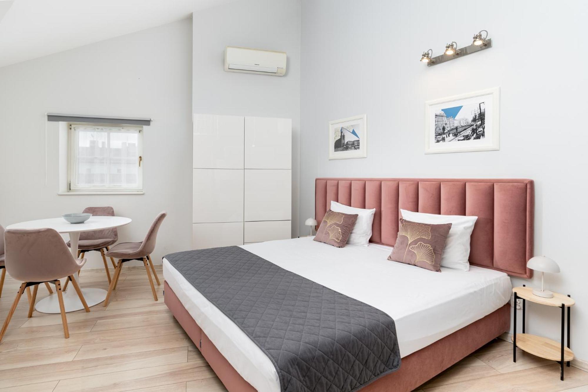 Miodowa Boutique Residence Cracovia Esterno foto